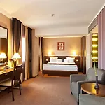Wyndham 5*