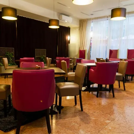 Hotel Wyndham 5*
