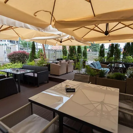 Wyndham 5*
