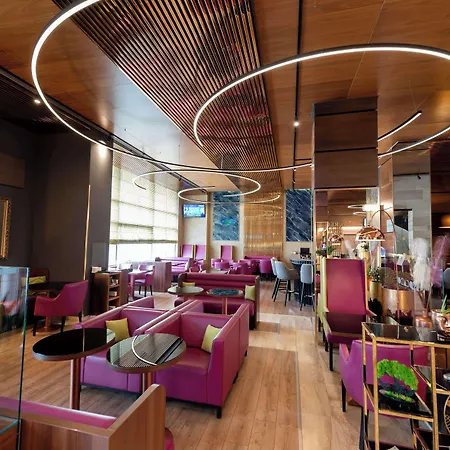 Wyndham Hotel 5*