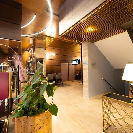 Wyndham Hotel 5*