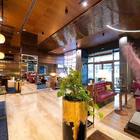 Hotel Wyndham 5*