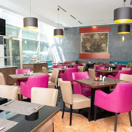 Hotel Wyndham 5*