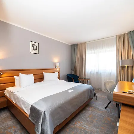Hotel Wyndham 5*
