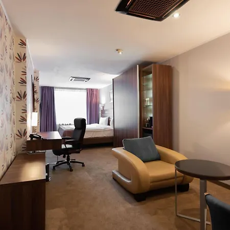 Hotel Wyndham 5*
