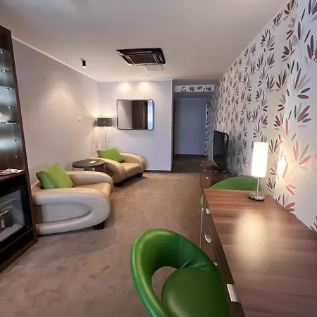 Wyndham Hotel 5*