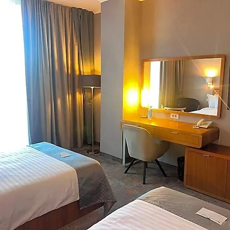 Wyndham Hotel
